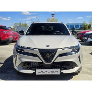 Alfa Romeo Junior  Hatchback 2026,  1.2 hybryda, automat - Na sprzedaż za 122 890 zł - Warszawa - zdjęcie 9