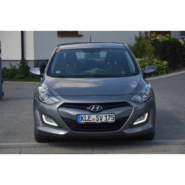 Hyundai i30  Hatchback 2013,  1.4 benzyna - Na sprzedaż za 28 900 zł - Majdan Sieniawski - zdjęcie 2