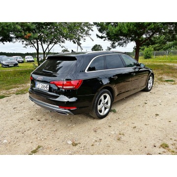 Audi A4  Kombi 2019,  2.0 diesel, automat - Na sprzedaż za 59 990 zł - Piła - zdjęcie 8