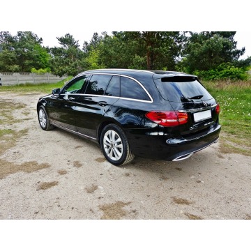 Mercedes - Benz C-klasa  Kombi 2019,  2.0 diesel, automat - Na sprzedaż za 84 990 zł - Piła - zdjęcie 12