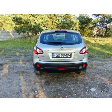 Nissan Qashqai  SUV 2010,  1.6 benzyna - Na sprzedaż za 22 990 zł - Piła - zdjęcie 8