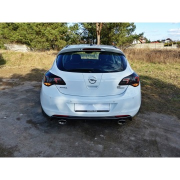 Opel Astra  Hatchback 2012,  1.6 benzyna - Na sprzedaż za 22 990 zł - Piła - zdjęcie 8