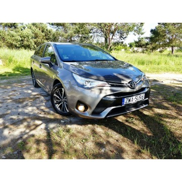 Toyota Avensis  Kombi 2015,  2.0 diesel - Na sprzedaż za 33 990 zł - Piła - zdjęcie 4