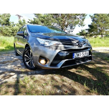 Toyota Avensis  Kombi 2015,  2.0 diesel - Na sprzedaż za 33 990 zł - Piła - zdjęcie 6