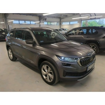 Skoda Kodiaq  SUV 2022,  2.0 diesel, automat - Na sprzedaż za 109 900 zł - Warszawa - zdjęcie 2