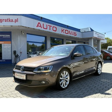 Volkswagen Jetta  Sedan/Limuzyna 2012,  1.4 diesel - Na sprzedaż za 28 900 zł - Tarnowskie Góry - zdjęcie 2