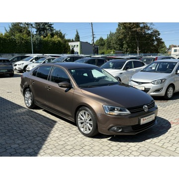 Volkswagen Jetta  Sedan/Limuzyna 2012,  1.4 diesel - Na sprzedaż za 28 900 zł - Tarnowskie Góry - zdjęcie 4