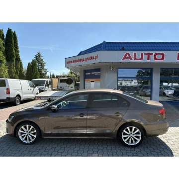 Volkswagen Jetta  Sedan/Limuzyna 2012,  1.4 diesel - Na sprzedaż za 28 900 zł - Tarnowskie Góry - zdjęcie 9