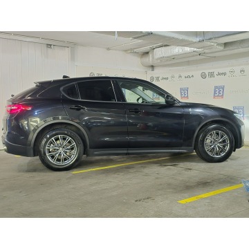 Alfa Romeo Stelvio  SUV 2021,  2.0 benzyna, automat - Na sprzedaż za 92 800 zł - Warszawa - zdjęcie 8