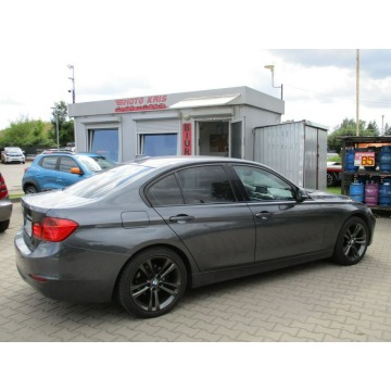 BMW Seria 3  Sedan/Limuzyna 2014,  2.0 diesel, automat - Na sprzedaż za 49 900 zł - Kozerki - zdjęcie 4