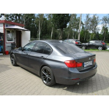 BMW Seria 3  Sedan/Limuzyna 2014,  2.0 diesel, automat - Na sprzedaż za 49 900 zł - Kozerki - zdjęcie 6