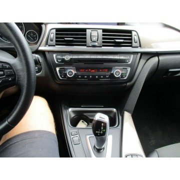 BMW Seria 3  Sedan/Limuzyna 2014,  2.0 diesel, automat - Na sprzedaż za 49 900 zł - Kozerki - zdjęcie 12
