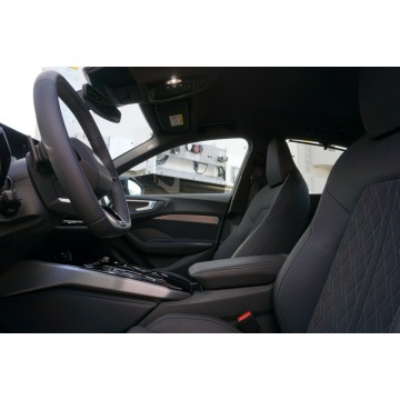 Audi A5  Hatchback 2025,  2.0 benzyna, automat - Na sprzedaż za 209 900 zł - Pęcice - zdjęcie 10