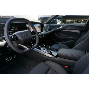 Audi A5  Hatchback 2025,  2.0 benzyna, automat - Na sprzedaż za 209 900 zł - Pęcice - zdjęcie 11