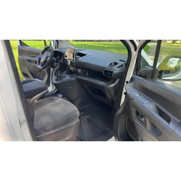 Opel Combo 2021,  1.5 diesel - Na sprzedaż za 31 900 zł - Kutno - zdjęcie 12