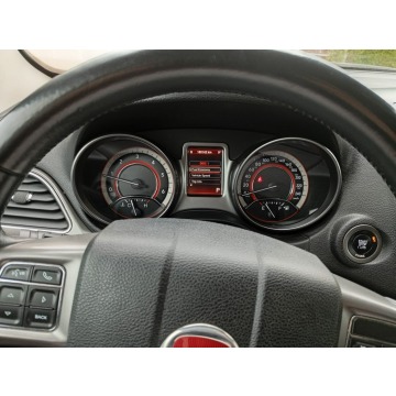 Fiat Freemont  SUV 2015,  2.0 diesel, automat - Na sprzedaż za 39 900 zł - Zwoleń - zdjęcie 6