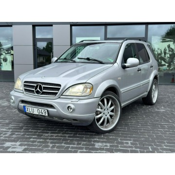 Mercedes - Benz ML-klasa  SUV 2001,  5.4 benzyna, automat - Na sprzedaż za 18 900 zł - Zwoleń - zdjęcie 2