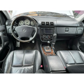 Mercedes - Benz ML-klasa  SUV 2001,  5.4 benzyna, automat - Na sprzedaż za 18 900 zł - Zwoleń - zdjęcie 6