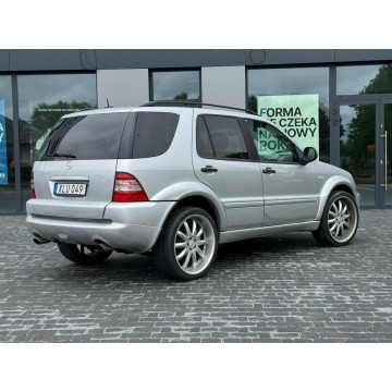 Mercedes - Benz ML-klasa  SUV 2001,  5.4 benzyna, automat - Na sprzedaż za 18 900 zł - Zwoleń - zdjęcie 12