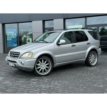 Mercedes - Benz ML-klasa  SUV 2001,  5.4 benzyna, automat - Na sprzedaż za 18 900 zł - Zwoleń - zdjęcie 7