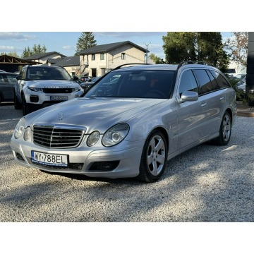 Mercedes - Benz E-klasa  Kombi 2007,  2.1 diesel, automat - Na sprzedaż za 17 800 zł - Pęcice - zdjęcie 7