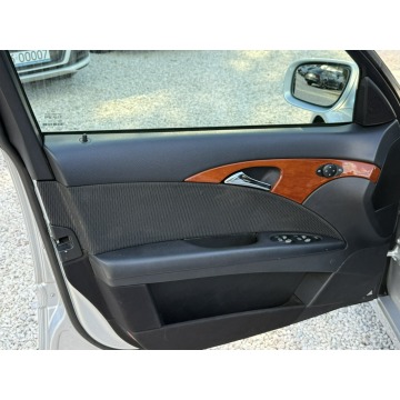 Mercedes - Benz E-klasa  Kombi 2007,  2.1 diesel, automat - Na sprzedaż za 17 800 zł - Pęcice - zdjęcie 12