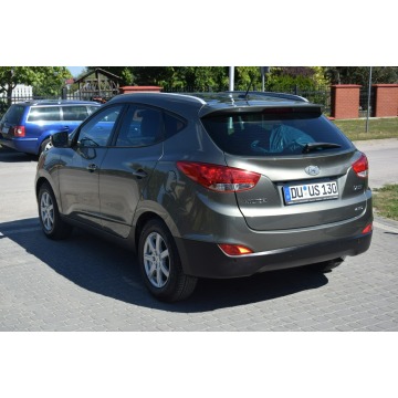 Hyundai ix35  SUV 2011,  2.0 benzyna, automat - Na sprzedaż za 32 900 zł - Majdan Sieniawski - zdjęcie 9