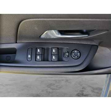Opel Mokka  SUV 2026,  1.2 benzyna - Na sprzedaż za 106 900 zł - Łódź - zdjęcie 10