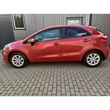 Kia Rio  Hatchback 2015,  1.2 benzyna - Na sprzedaż za 30 900 zł - Strzała - zdjęcie 5