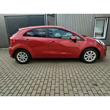 Kia Rio  Hatchback 2015,  1.2 benzyna - Na sprzedaż za 30 900 zł - Strzała - zdjęcie 9