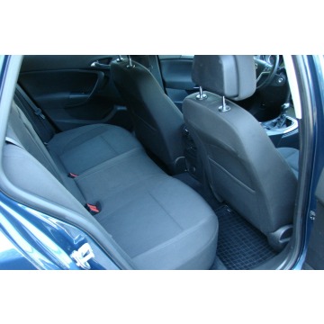 Opel Insignia  Kombi 2010,  2.0 diesel - Na sprzedaż za 12 900 zł - Piła - zdjęcie 12