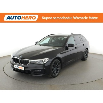 BMW 520 - 20d Automat Sport Line Panorama Navi Tempomat Grzane Sportsitze Kamera
