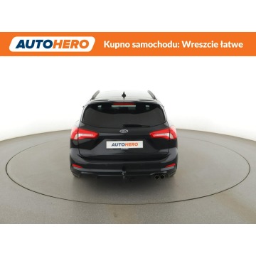 Ford Focus  Kombi 2018,  2.0 diesel - Na sprzedaż za 52 800 zł - Warszawa - zdjęcie 6