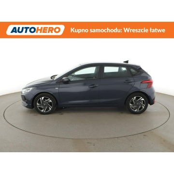 Hyundai i20  Hatchback 2023,  1.0 benzyna, automat - Na sprzedaż za 63 600 zł - Warszawa - zdjęcie 2
