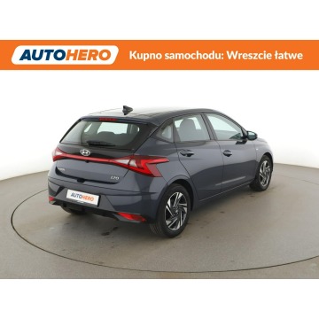 Hyundai i20  Hatchback 2023,  1.0 benzyna, automat - Na sprzedaż za 63 600 zł - Warszawa - zdjęcie 7