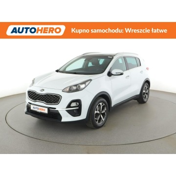Kia Sportage - skóra panorama manual pdc navi