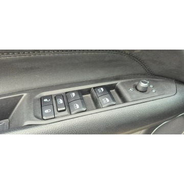 Jeep Compass  SUV 2024,  1.5 benzyna, automat - Na sprzedaż za 91 700 zł - Studzienice - zdjęcie 10