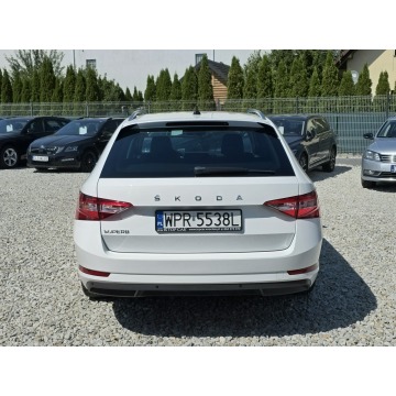 Skoda Superb  Kombi 2023,  2.0 diesel, automat - Na sprzedaż za 94 900 zł - Wrocław - zdjęcie 8