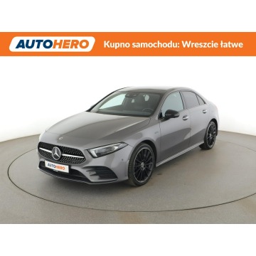 Mercedes A 250 - phev panorama automat virtual amg navi kamera grzane fotele