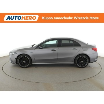 Mercedes - Benz A-klasa  Sedan/Limuzyna 2020,  1.3 hybryda, automat - Na sprzedaż za 85 300 zł - Warszawa - zdjęcie 2