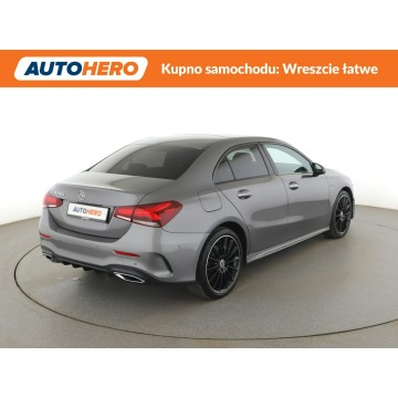 Mercedes - Benz A-klasa  Sedan/Limuzyna 2020,  1.3 hybryda, automat - Na sprzedaż za 85 300 zł - Warszawa - zdjęcie 8