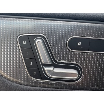 Mercedes - Benz   SUV 2021,  2.0 benzyna, automat - Na sprzedaż za 119 500 zł - Michałowice-Wieś - zdjęcie 12