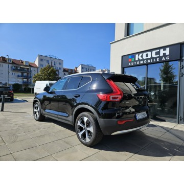 Volvo   SUV 2022,  2.0 benzyna, automat - Na sprzedaż za 149 900 zł - Tychy - zdjęcie 4