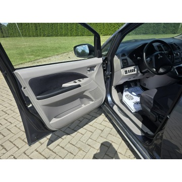 Mitsubishi Grandis  Minivan/Van 2007,  2.4 benzyna - Na sprzedaż za 13 900 zł - Kutno - zdjęcie 11