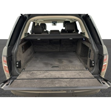 Land Rover Range Rover  SUV 2019,  4.4 diesel, automat - Na sprzedaż za 269 900 zł - Warszawa - zdjęcie 12
