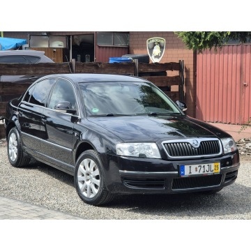 Skoda Superb  Sedan/Limuzyna 2007,  2.0 benzyna - Na sprzedaż za 18 900 zł - Radom - zdjęcie 2