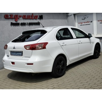 Mitsubishi Lancer  Hatchback 2017,  1.6 benzyna - Na sprzedaż za 29 900 zł - Zgierz - zdjęcie 7