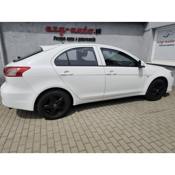Mitsubishi Lancer  Hatchback 2017,  1.6 benzyna - Na sprzedaż za 29 900 zł - Zgierz - zdjęcie 8