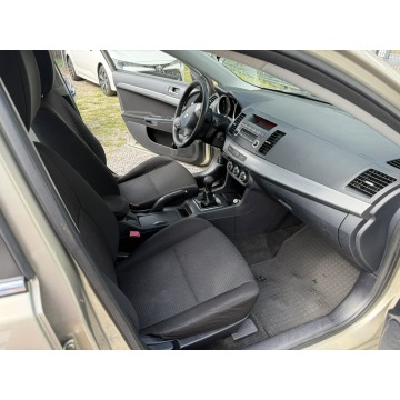 Mitsubishi Lancer  Sedan/Limuzyna 2011,  1.6 benzyna - Na sprzedaż za 18 900 zł - Otwock Mały - zdjęcie 8