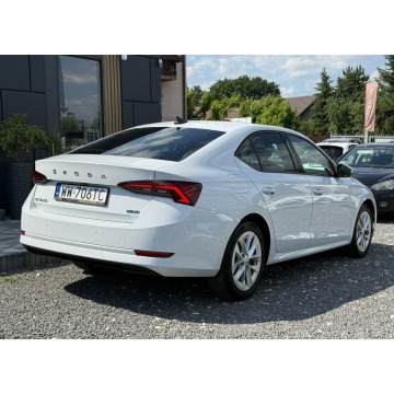Skoda Octavia  Liftback 2022,  1.5 hybryda, automat - Na sprzedaż za 64 900 zł - Będzin - zdjęcie 10